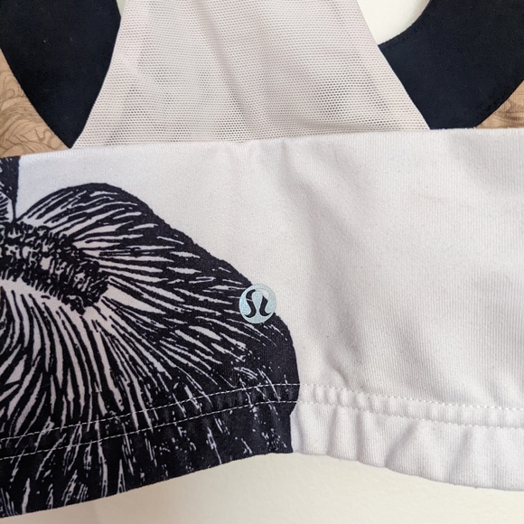 Lululemon Racerback Scoop Floral Sports Bra - Picture 4 of 4